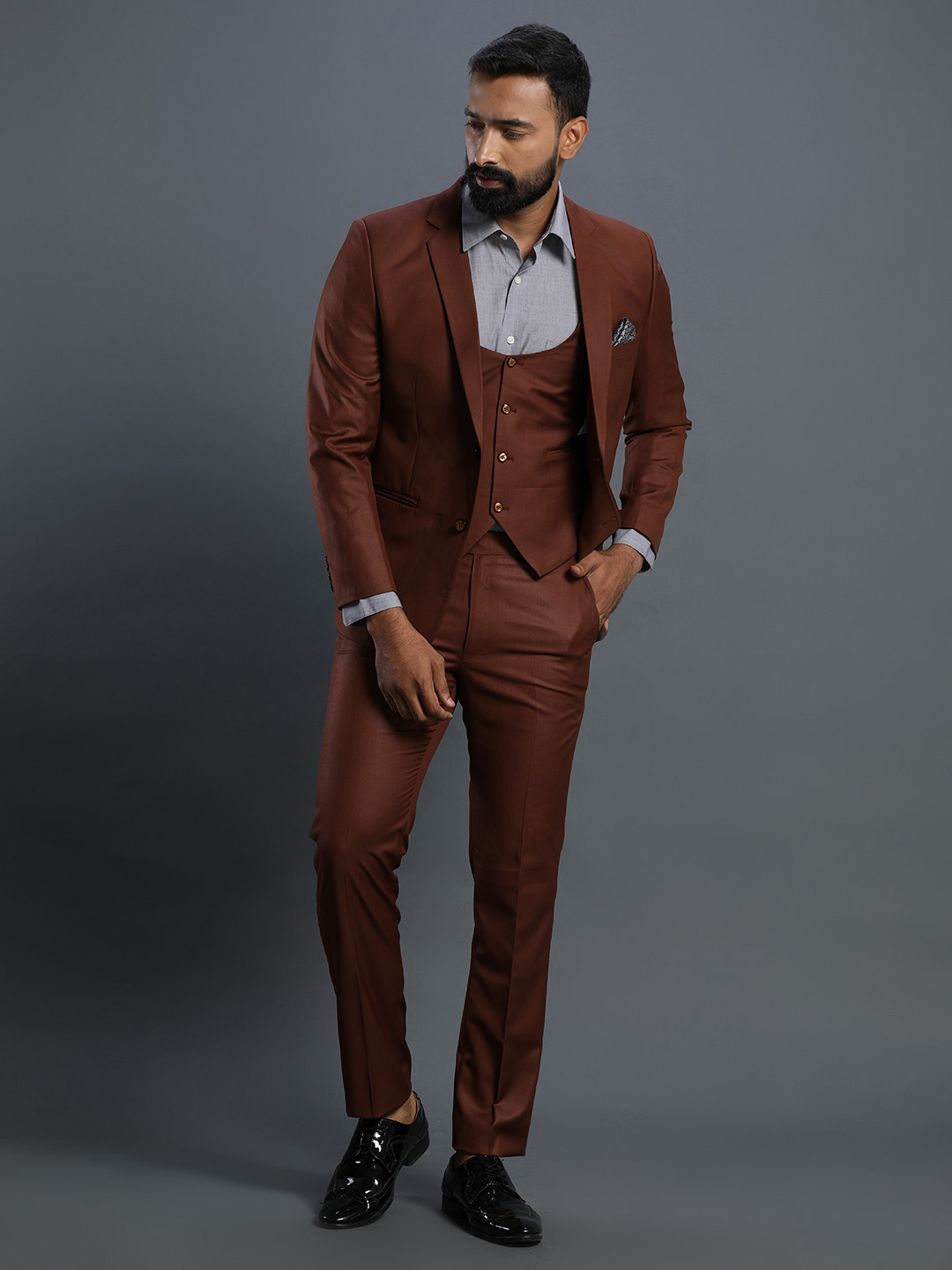 Brown 3 Piece Suit — image 3