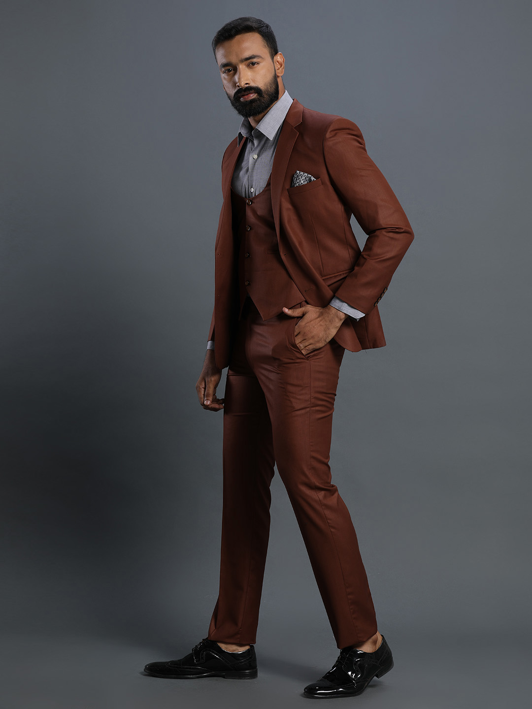 Brown 3 Piece Suit — image 5