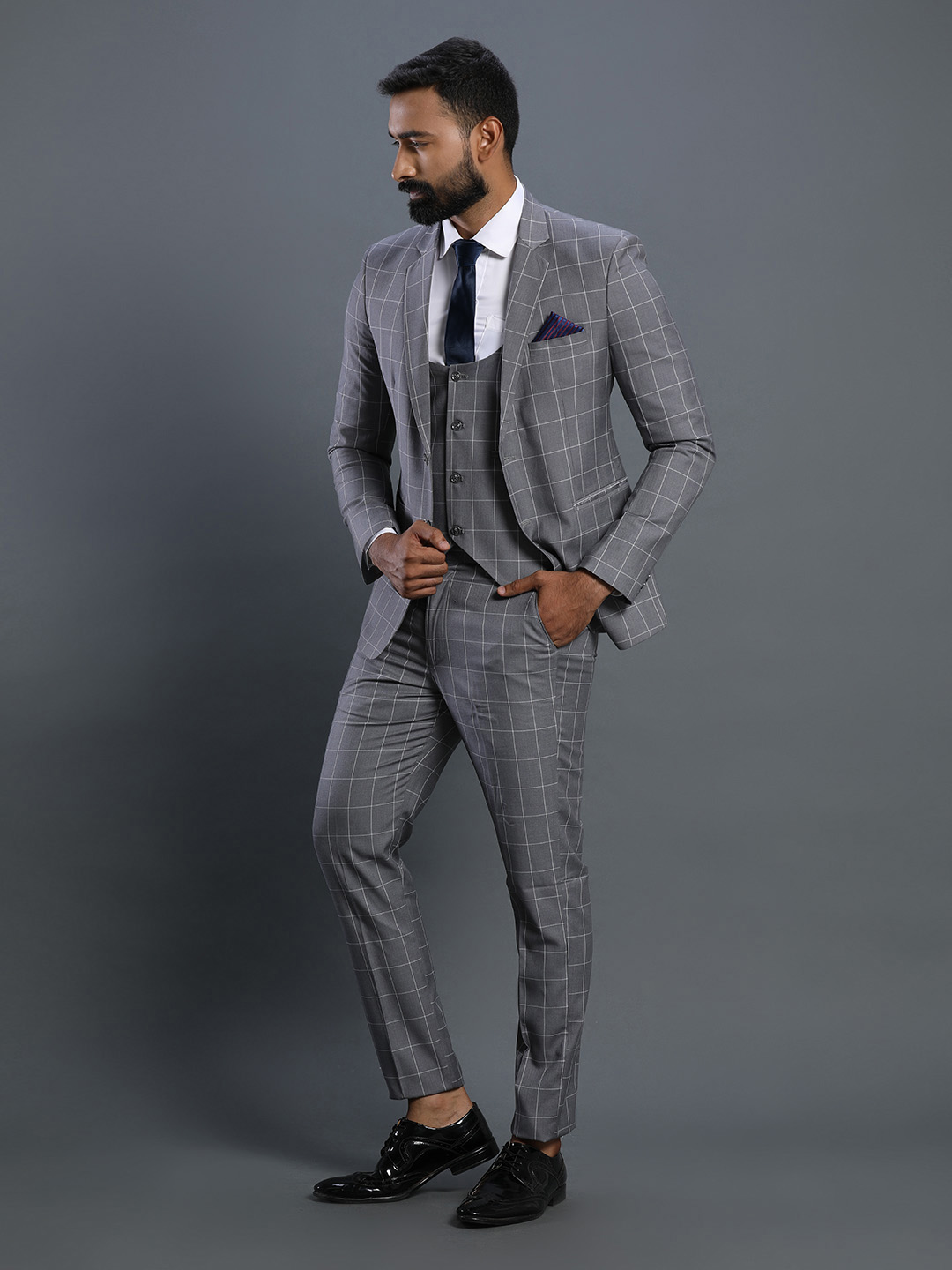 Grey Checks 3 Piece Suit — image 5