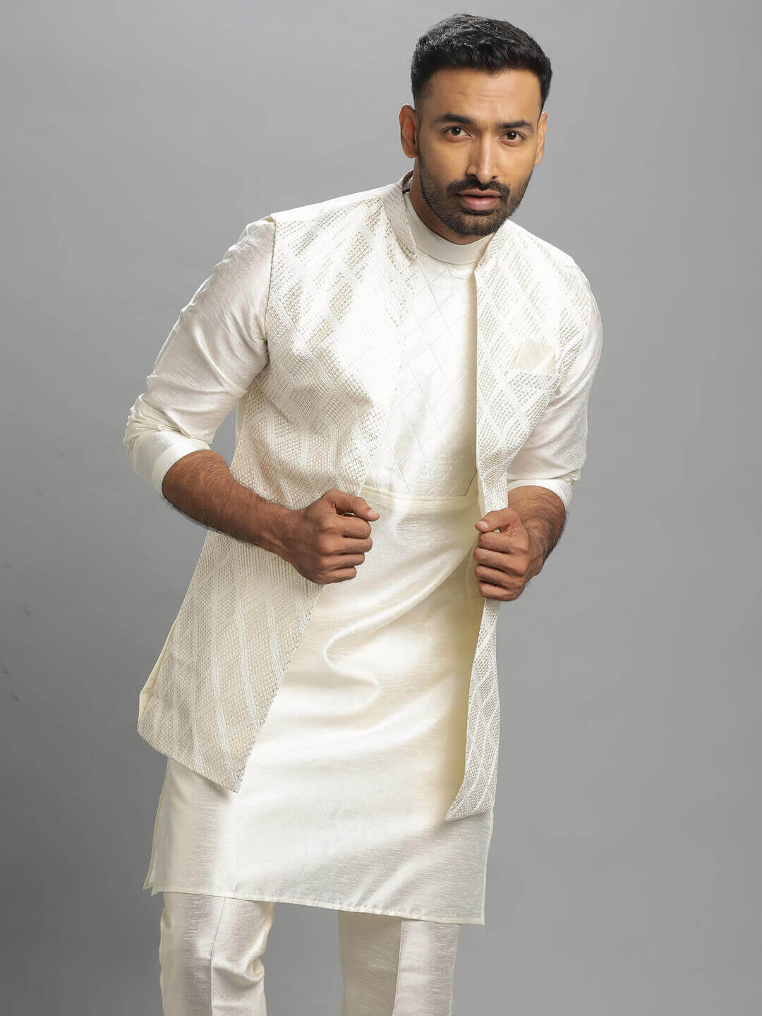 White Long Kurta Pyjama Bandi